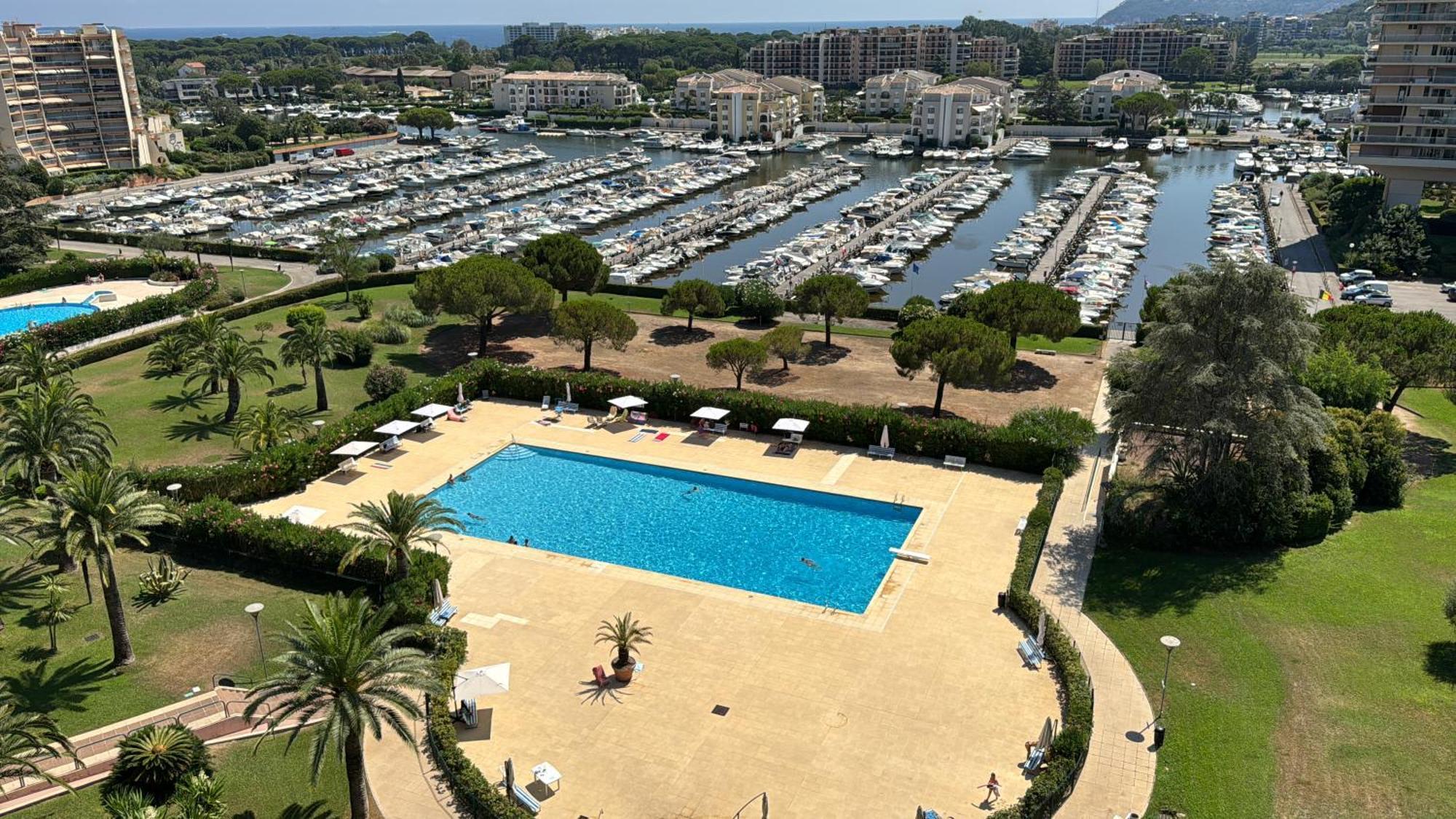 Appartement T3 De Standing Vue Mer Et Marina Mandelieu Eksteriør billede