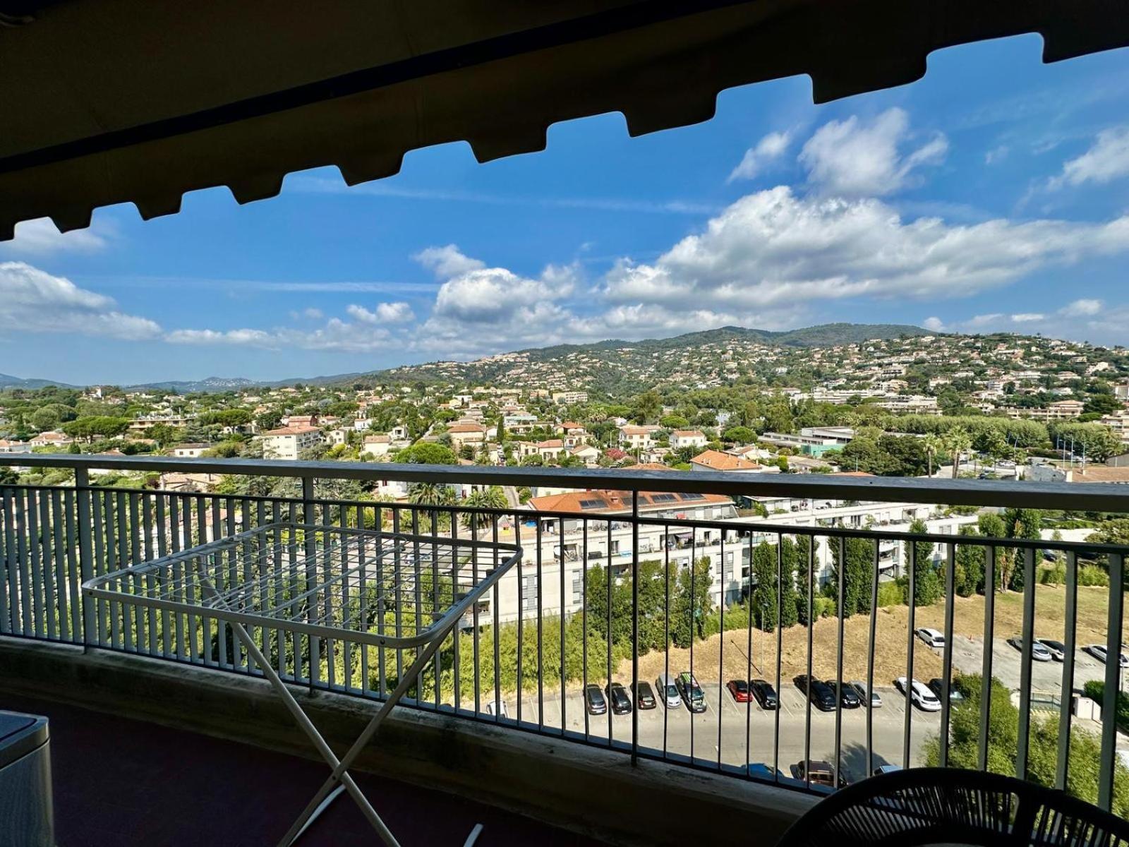 Appartement T3 De Standing Vue Mer Et Marina Mandelieu Eksteriør billede