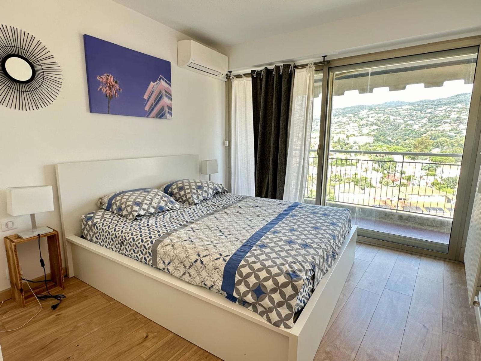 Appartement T3 De Standing Vue Mer Et Marina Mandelieu Eksteriør billede